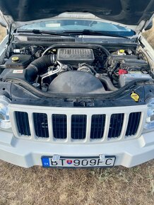 Jeep Grand Cherokee - 3