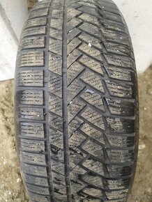 235/50 R19 - 3