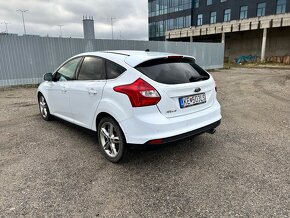 Ford Focus 2.0 TDCi DPF Titanium - 3