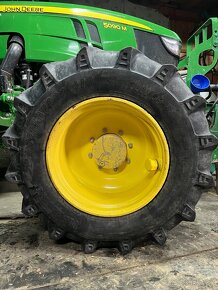 Kolesa John Deere 5,6 rada - - 3