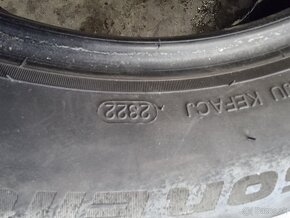 215/60R17 celoročne - 3