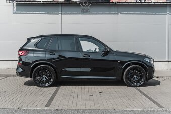 BMW X5 xDriveM50i A/T DPH - 3