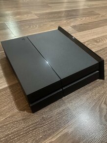 Playstation4 1TB +2 ovladace a hry - 3