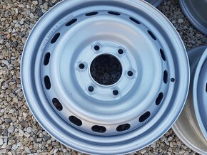 6x139,7 r16 plechové disky Hyundai H300, H1, i800, iMAx - 3