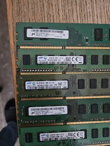 Predám tieto DDR3 pamäte 8x4GB a 1x2GB - 3