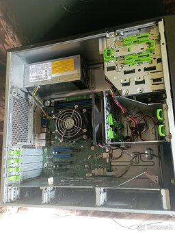 Predám FUJITSU Server PRIMERGY TX1310 M1 - 3