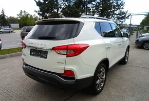 SsangYong Rexton Sport 2.2L 4x4 Málo km 1.Majiteľ - 3