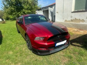 Ford Mustang 3,7 2014 - 3