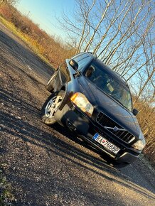 Predam vymenim Volvo xc90 7miestné 2.5t benzin 154kw - 3