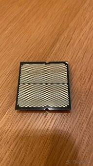 AMD Ryzen 7 7800X3D - 3