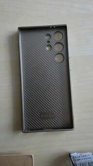 Samsung Galaxy S24 ULTRA - 3