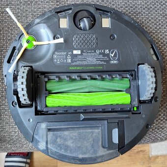 iRobot Roomba e5 - 3