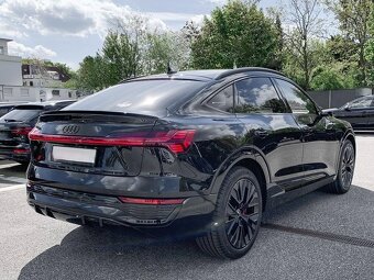 Audi Q8 Sportback e-tron 55 S line quattro Pano Matri - 3