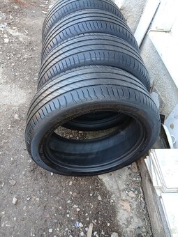 Michelin 235/45 R17 - 3