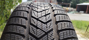 Zimné pneu 245/45 R20 --- PIRELLI - 3