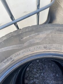 Predam zimne pneumatiky Vredestein 215/60R16 - 3