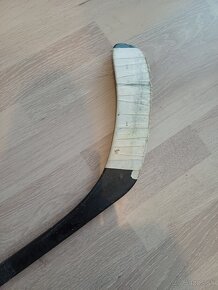 Predám Bauer hokejku 125cm - 3