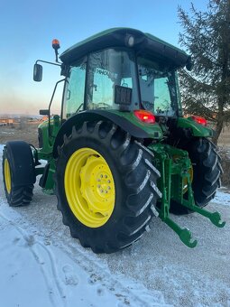 Predám traktor JOHN DEERE 5820 s čelným nakladačom - 3