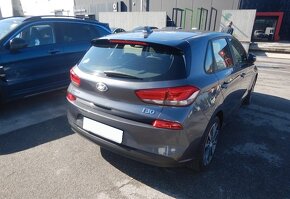 Hyundai i30 Business 2018 1.6CRDi 110k,navigácia-odpočet DPH - 3