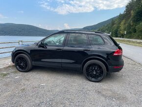 Volkswagen touareg BLACK 2014 webasto - 3