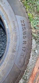 225/65R17 - 3