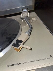 Starý gramofón pioneer LP-200 - 3