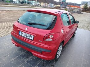 Peugeot 206+ 1.4 benzín 2011 - 3