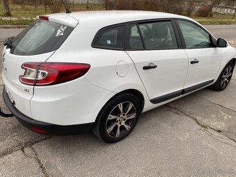 Renault Megane Combi 2011 1.5dCi 66kW - 3