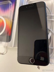 iPhone SE 2022 64GB Midnight (čierny) - 3