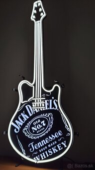 Predam svietiacu gitaru jack daniels - 3