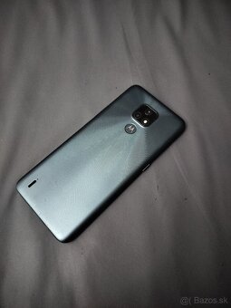 Motorola E7 - 3