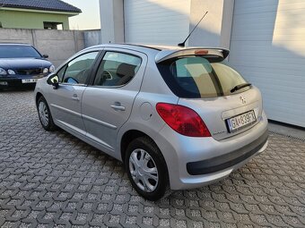 Peugeot 207 1.4 benzín 2008 - 3