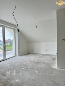 Predaj 2 izbový podkrovný byt v novostavbe + parking - 3