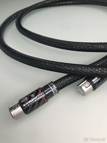 Steahlt Audio Metacarbon XLR - 3