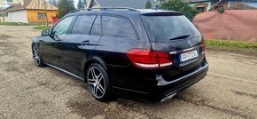 Mercedes E 300 hybrid - 3