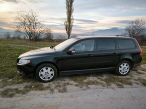 Volvo V70 2,0i - 3