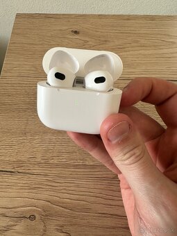 AirPods 3. Generácia - 3