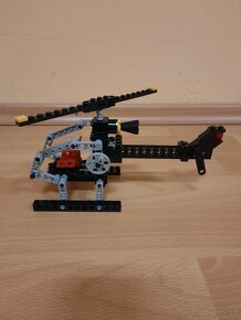 Lego Technic 8825 - Night Chopper - 3