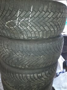 Predám zimné pneu 215/55 r16 Nexen - 3