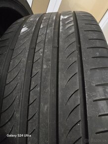 255/40 R20 - 3