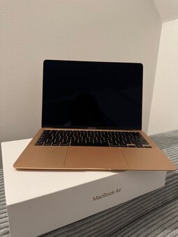 MacBook Air 13 M1 2022 - 3