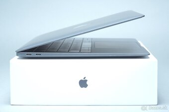 ZÁRUKA/Macbook Air 13.3"/I5 1.6GHZ/8GB RAM/128GB SSD/CZTOP - 3