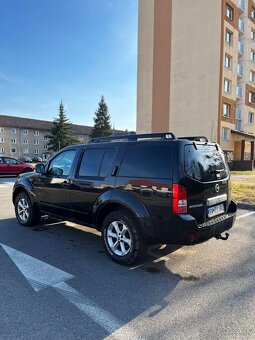 Nissan Pathfinder 2,5 dci 192000km - 3