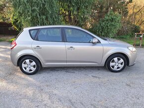 KIA CEED 1.4i benzin - 3