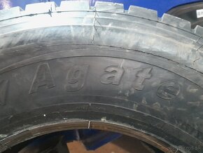 295/80 r22.5 - 3