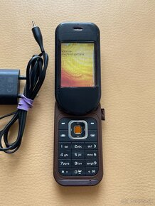 Nokia 7373 - 3