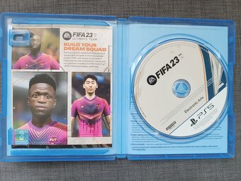 FIFA 23 na PS5 - české titulky - 3