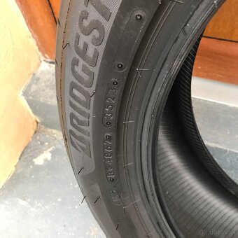 Letná sada Bridgestone 225/50 r19 - 3