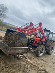 Zetor 7245 z čelným nakladačom - 3