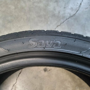 Zimné pneumatiyk 225/40 R18 SAVA DOT3822 - 3